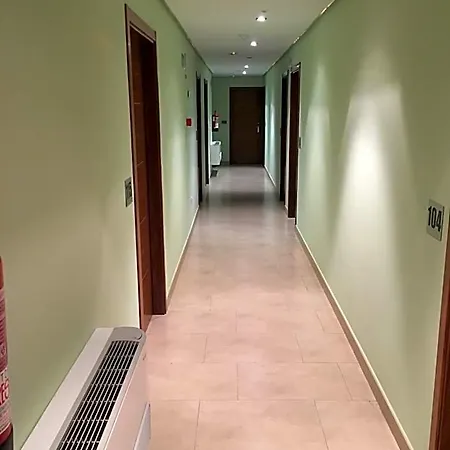 Area De Servicio Chopos Otel Villaherreros