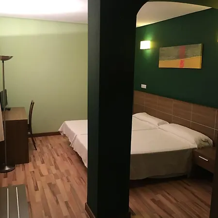 Area De Servicio Chopos 3* Villaherreros