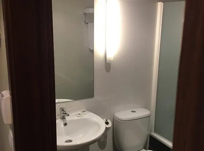 Area De Servicio Chopos Hotel Villaherreros