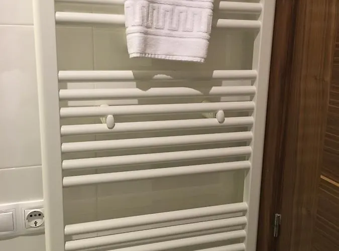 Area De Servicio Chopos 3* Villaherreros